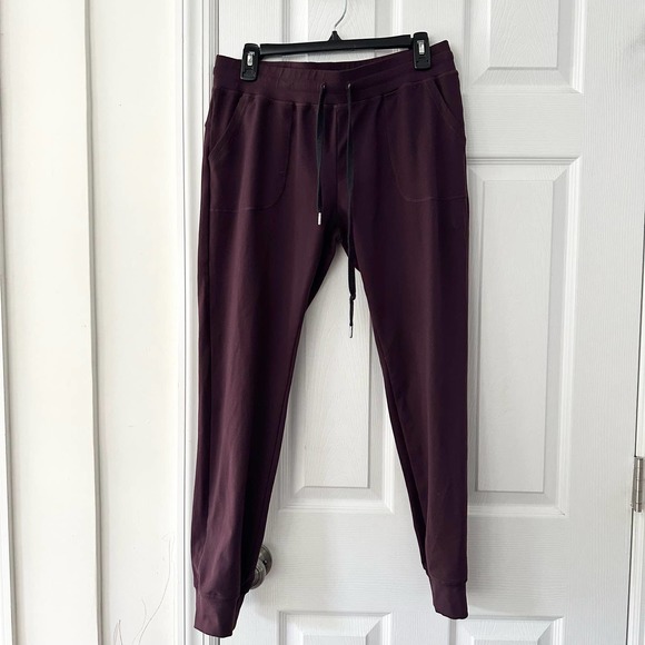 Zyia Burgundy Purple Unwind Ankle Cinched Stretch Waist Joggers Large - Picture 2 of 12